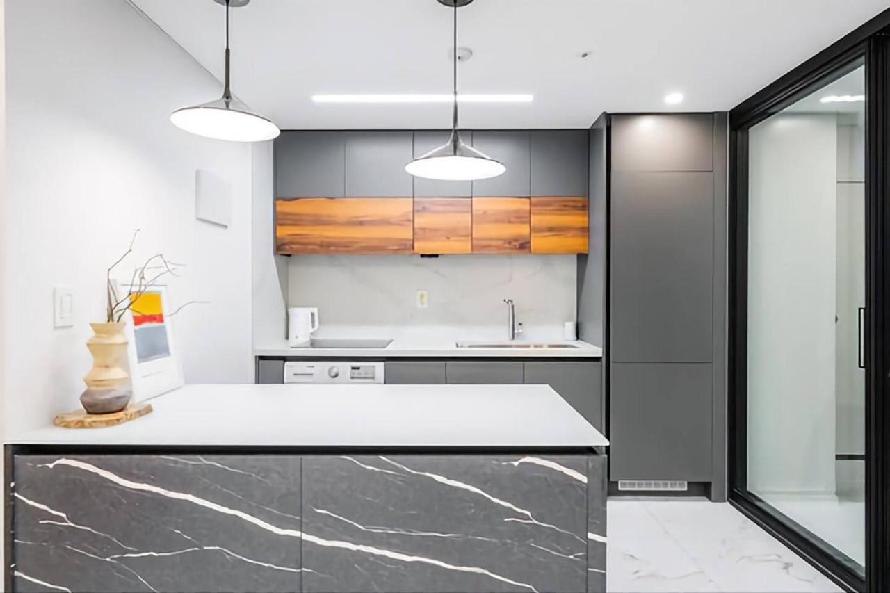 Апартаменти Uh Flat The Seocho Сеул Екстер'єр фото