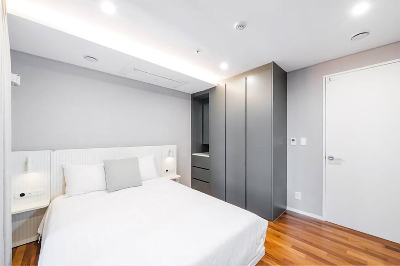 Апартаменти Uh Flat The Seocho Сеул Екстер'єр фото
