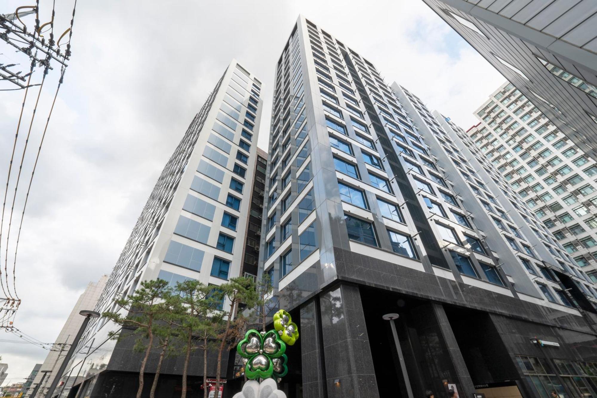 Апартаменти Uh Flat The Seocho Сеул Екстер'єр фото